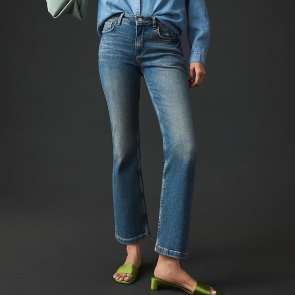 Anthropologie Denim - NWT Anthropologie Pilcro The Yaya Mid-Rise Crop Jeans Withering Wash 32